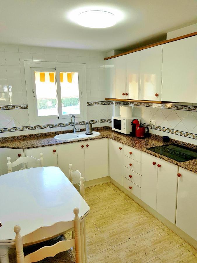 Apartamento Con Piscina En Oliva Nova エクステリア 写真